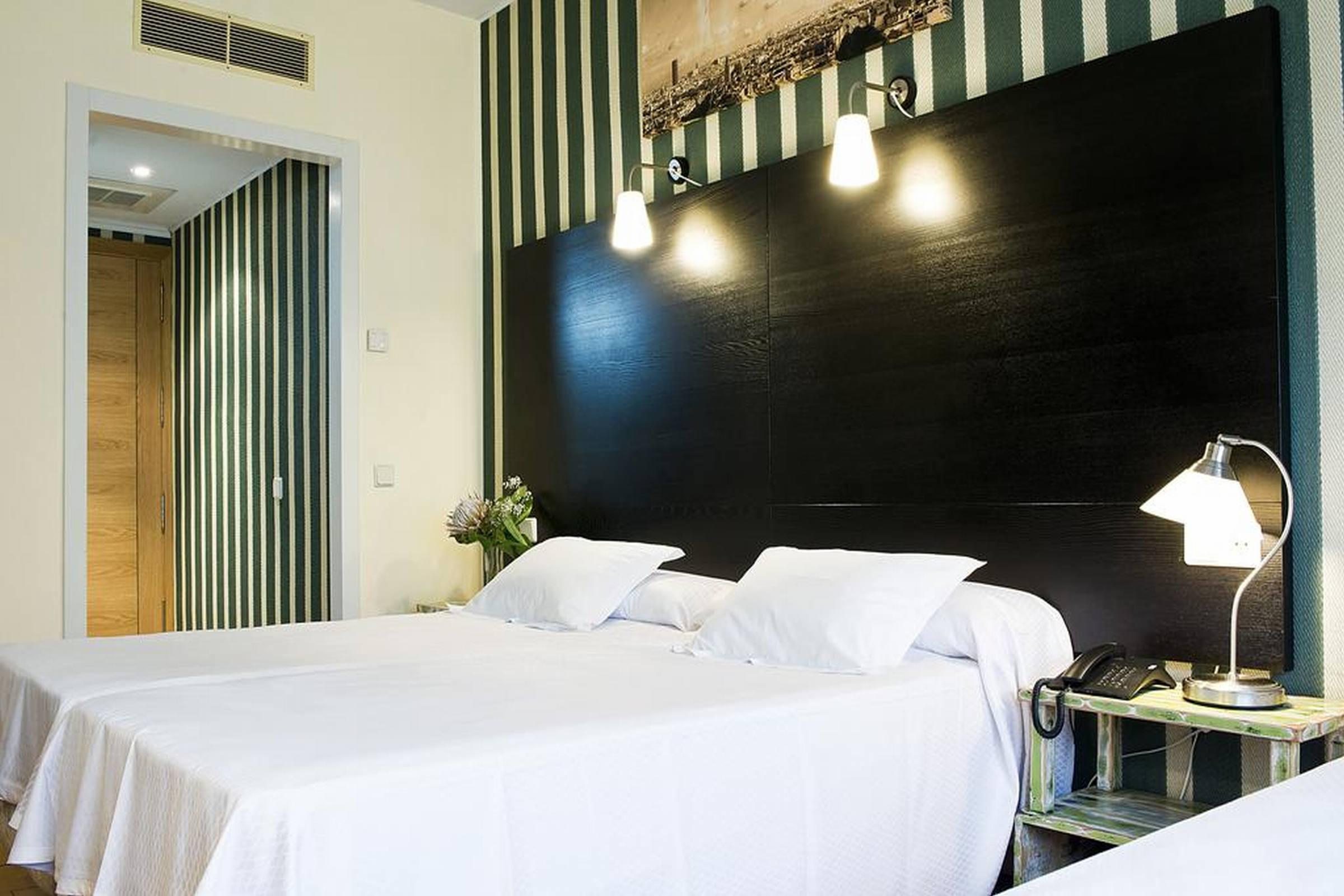 Hrc Hotel Μαδρίτη Εξωτερικό φωτογραφία