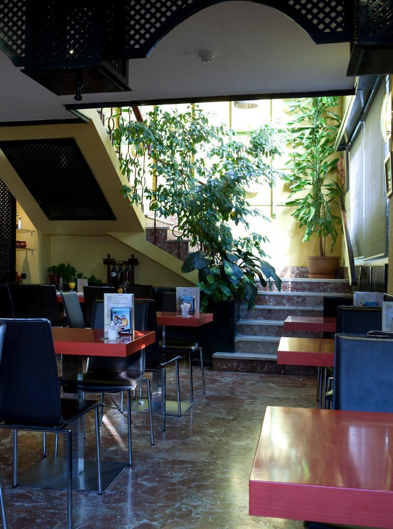 Hrc Hotel Μαδρίτη Εξωτερικό φωτογραφία