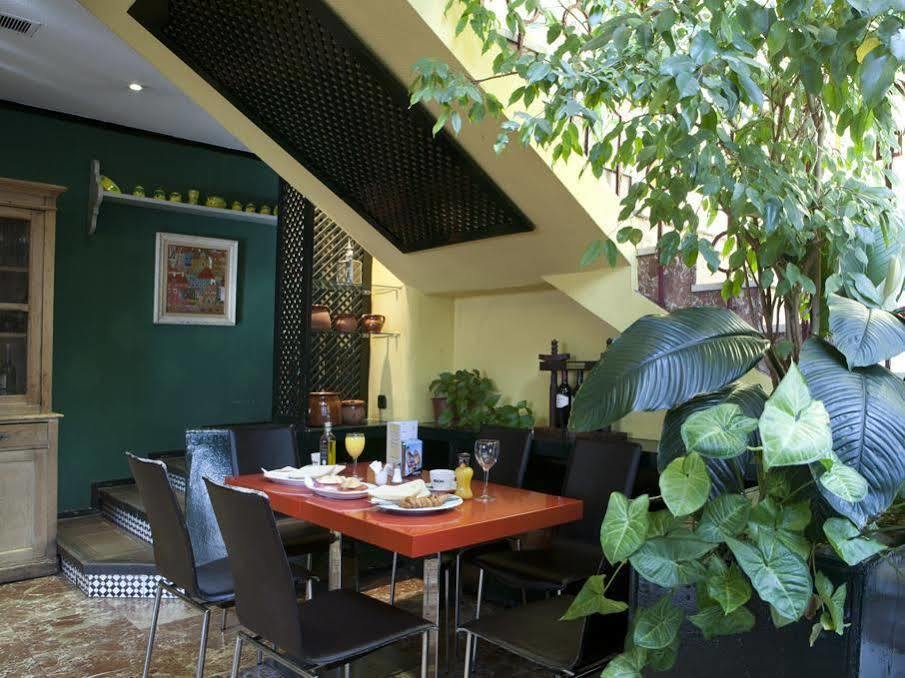 Hrc Hotel Μαδρίτη Εξωτερικό φωτογραφία